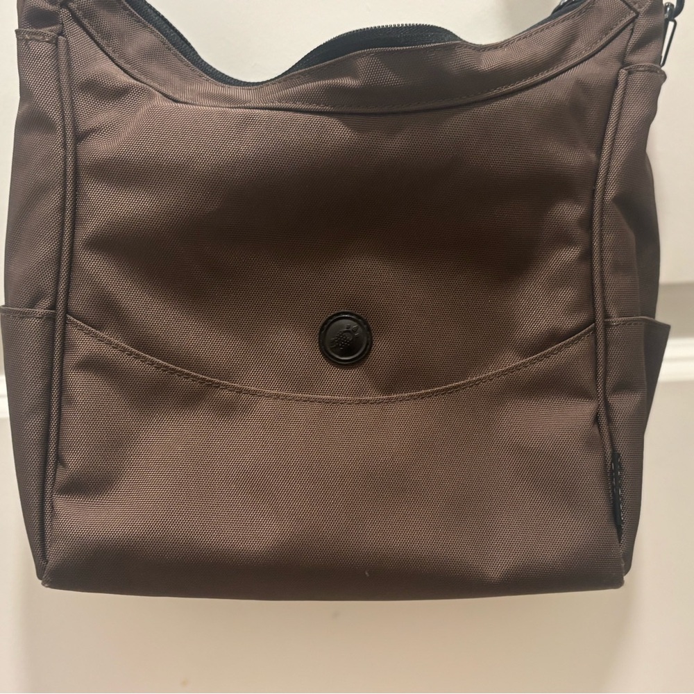 Pacsafe Citysafe 100 Security Anti-Theft Travel Crossbody Bag.